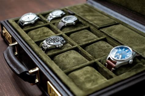 rolex shake case|Rolex travel watch case.